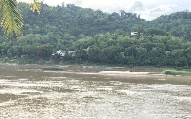 Thip Villa Mekong Riverside