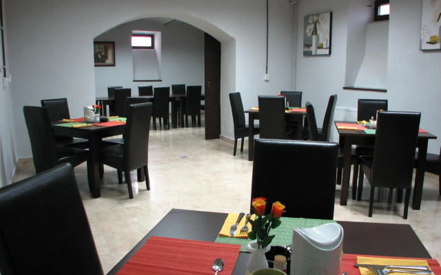Atrium Hotel Ateneu City Center