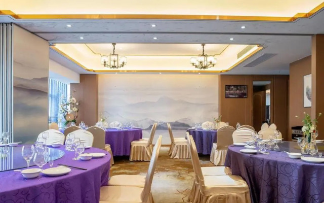 Vienna International Hotel (Dongguan Hongmei Town)