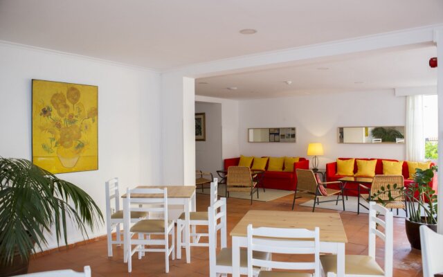 Dorisol Buganvilia Studio Hotel