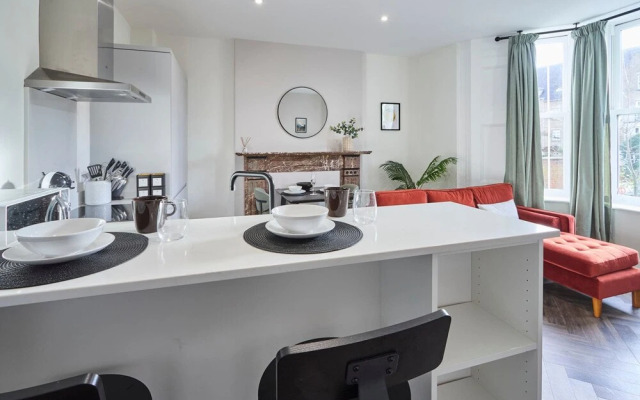Host Stay Apartment 2 Upton House