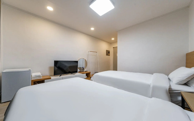 Seorak Hot Spring Mammoth Resotel