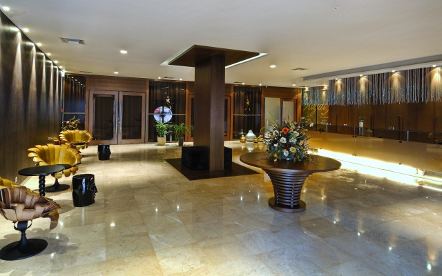 The Noverian Scenic Crete Hilltop Villa Resort & Spa