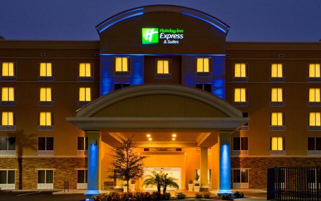 Holiday Inn Express Hotel & Suites Largo-Clearwater, an IHG Hotel