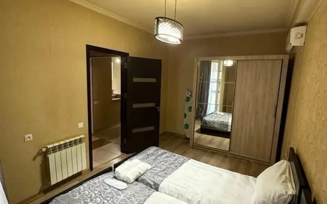 Qeroli apartment