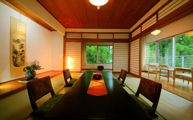 Sakura Sakura Hot Springs