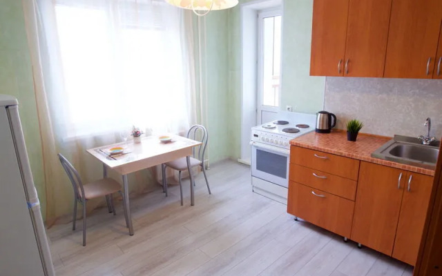 Апартаменты Бродвей на ул. 78-й Добровольческой Бригады, д. 28