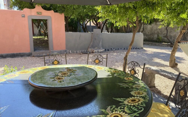 Room in B&B - Palazzo D'aquino, Large Double Room Num1