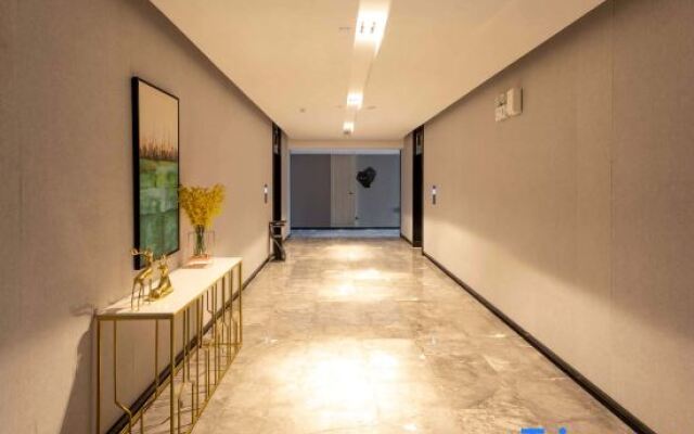 RAMADA Hotel (Wuhan University of Technology Street Entrance Branch)