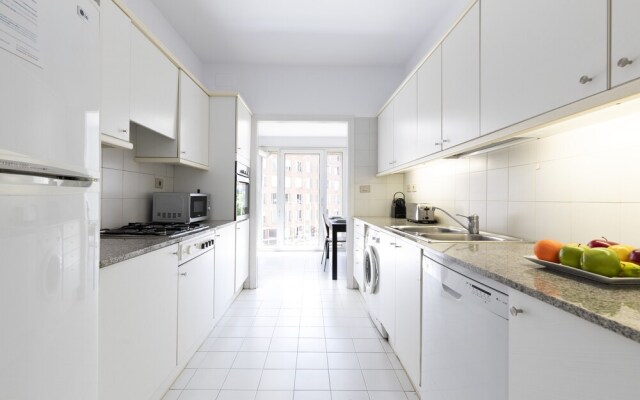 AB Olympic Village Beach Apartment