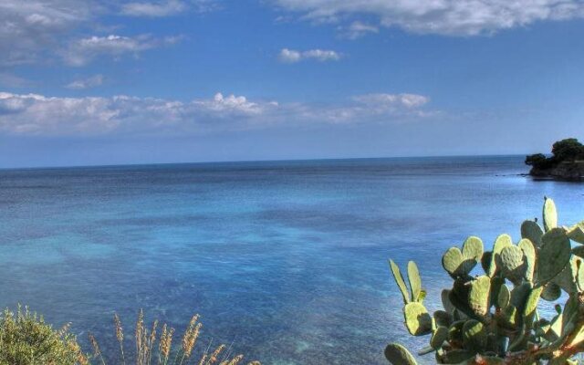 Baia Marticana Residence Hotel