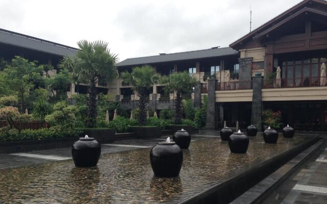 DoubleTree Resort by Hilton Hainan Qixianling Hot Spring