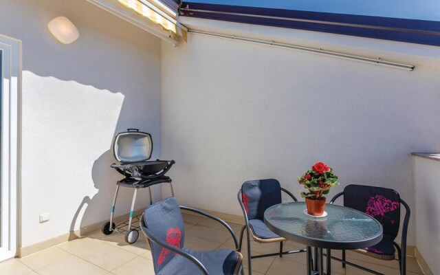 Nice Home in Dobrinj With Wifi and 3 Bedrooms