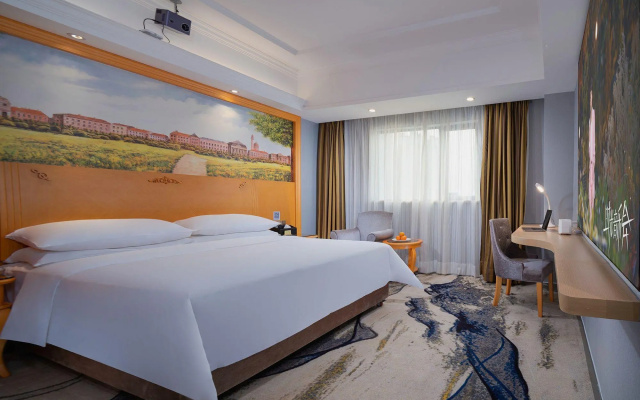 Vienna Hotel (Bolo West Bus Station) – Guest Rooms – Huizhou