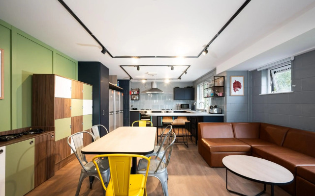 Queens University Belfast - Elms Village - Hostel