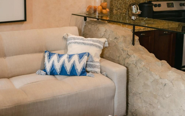 New and Luxurious Apartment