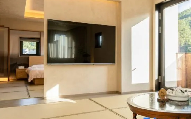 Spring Cottage – Guest Rooms – Hangzhou