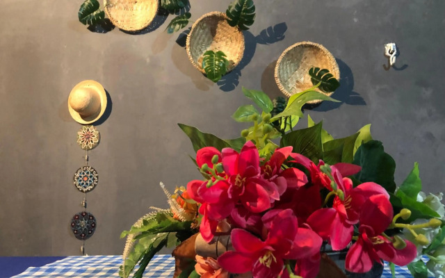 Sobrado com Piscina hidromassagem