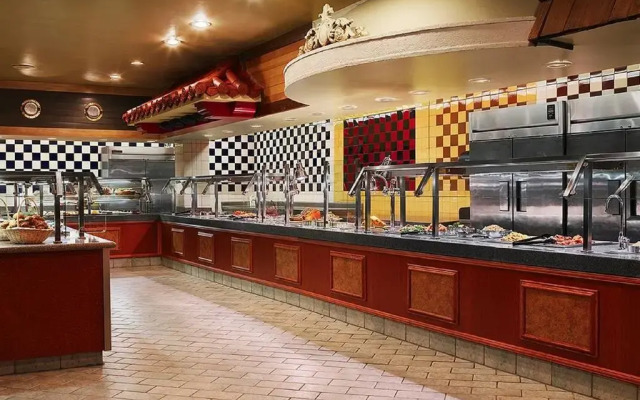 Silver Sevens Hotel & Casino