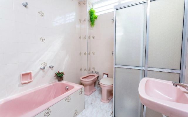 Incrível Vista com 4 Quartos e Lareira