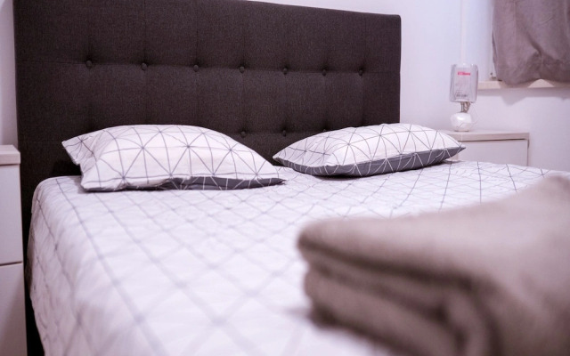 Serious Job Apartment