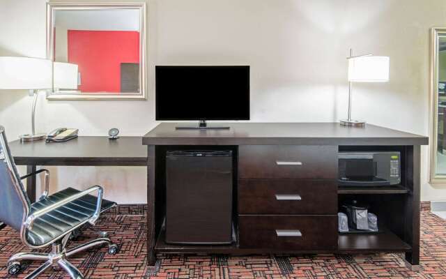 La Quinta Inn & Suites by Wyndham Elk City