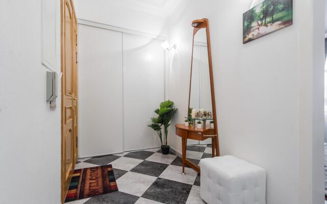 GMApartments on Bolshaya Dmitrovka Street 21