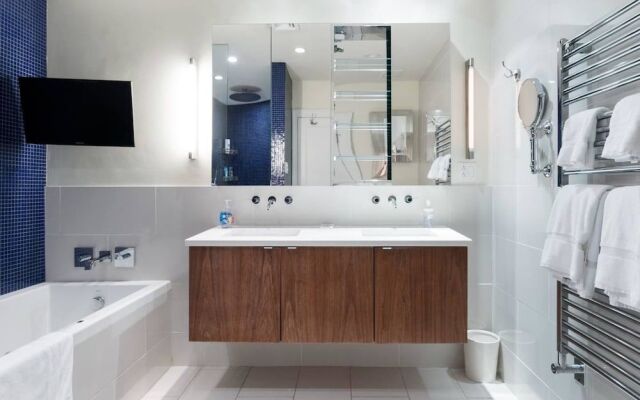 Million-dollar Celebrity Mansion in Old City