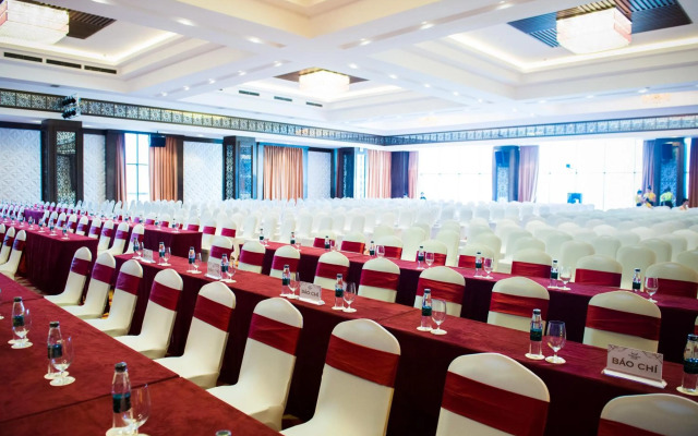 Muong Thanh Luxury Nhat Le Hotel