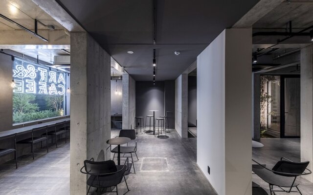 Spatium Ginza Pony