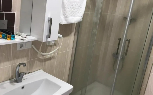 Senturkler Suite