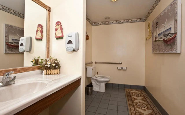 Superstition Inn and Suites