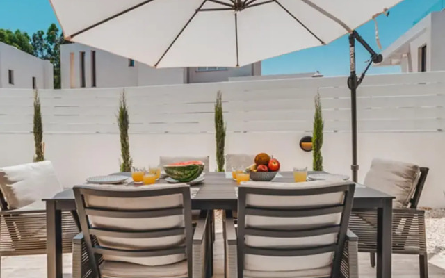 66 PER - Stay Villa Palm