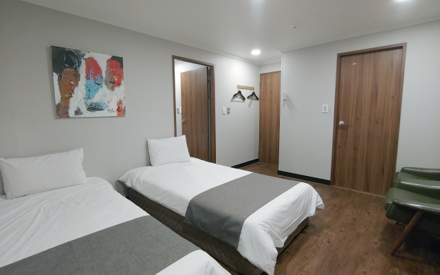 Jeju Hotel Tong Yeondong