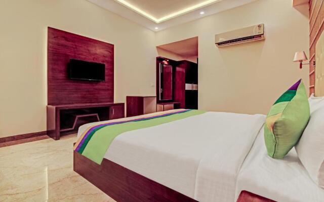 SG Grand by Treebo Hotels