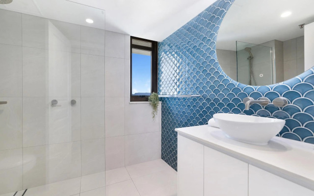 Surfers Century Oceanside Apartments