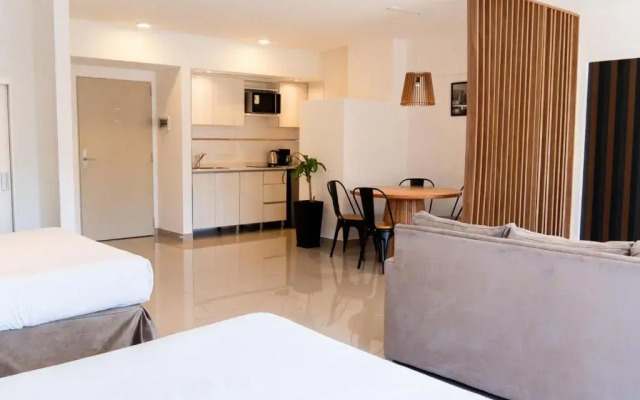 La Cisterna by DOT Suites