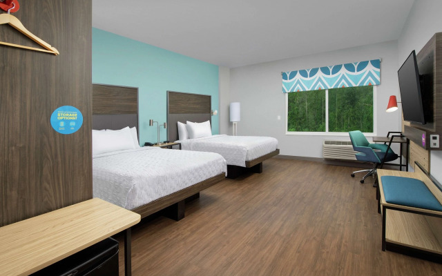 Tru by Hilton Lake City