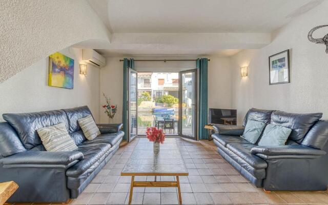 Isla Cartago 49 - Barneda