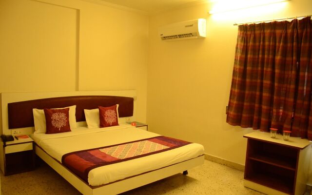 OYO 4104 Surya Villa