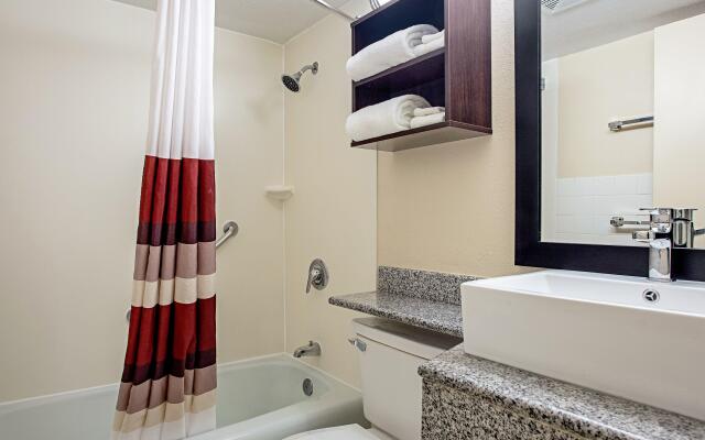 Red Roof PLUS+ Wichita East