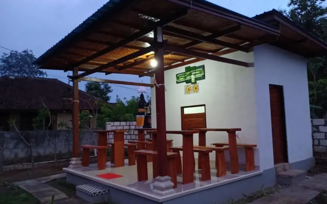 Santhi Guna Bungalow