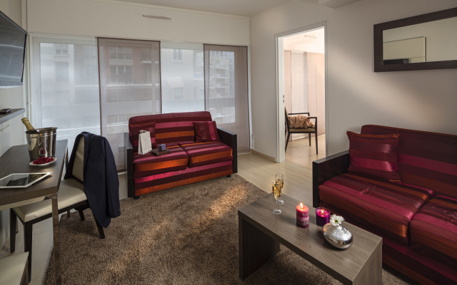 Residhome Courbevoie La Défense