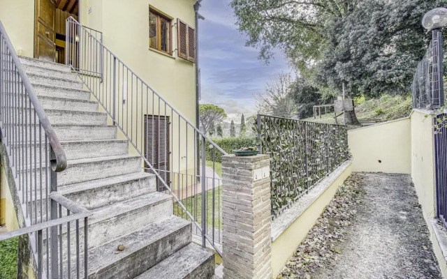 Tuscan Sun With Shared Pool