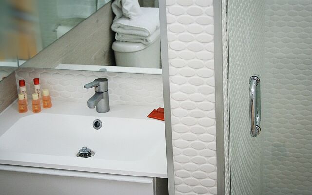 Riviere South Beach Hotel