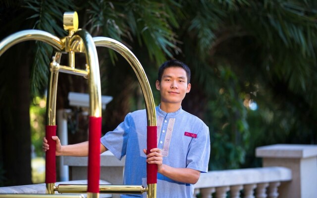Crown Plaza Resort Sanya Bay