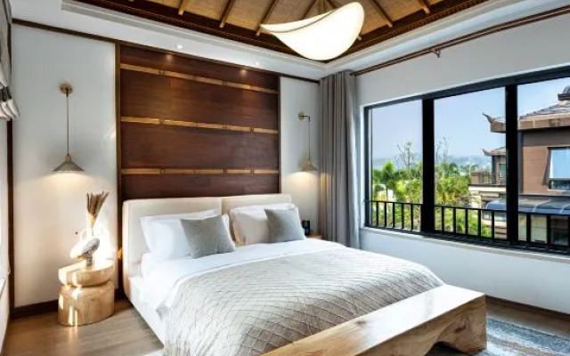 Xishuangbanna Jinghong Jinlong Jiarui Hot Spring Holiday Villa