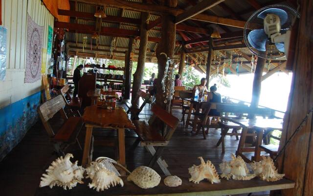 Jungle Hill Beach Bungalow