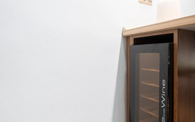 Oriental Deluxe 2R Apartment