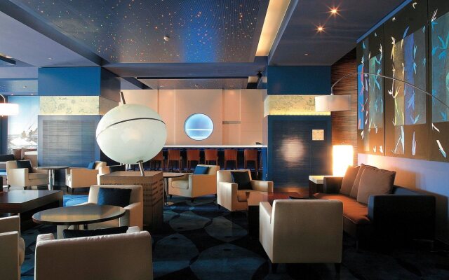 Monte-Carlo Bay Hotel & Resort